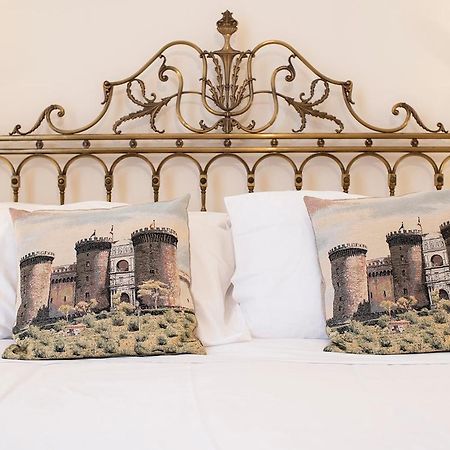ナポリ Domus Borbonica Bed & Breakfast エクステリア 写真